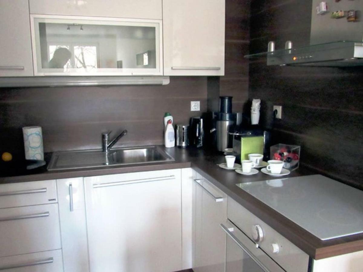 65 Square Meters Designer Apartment In Heart Of City - River View ! Park For Free Ni المظهر الخارجي الصورة